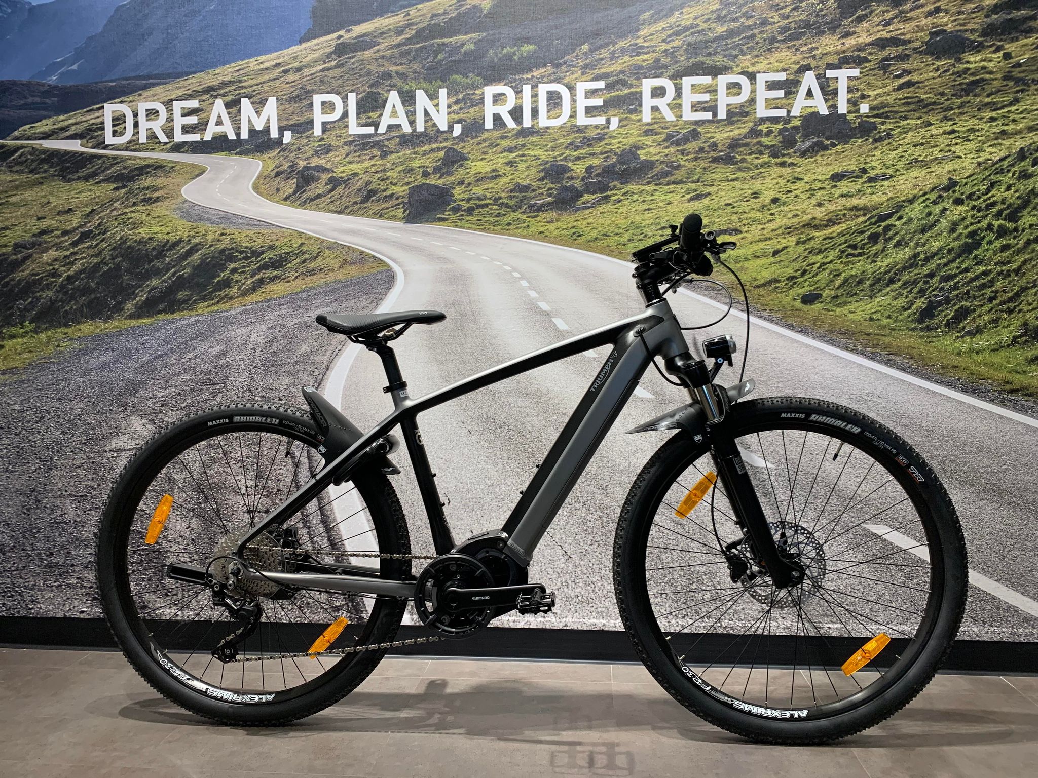 0% Finance Offer - Triumph Trekker e-Bike